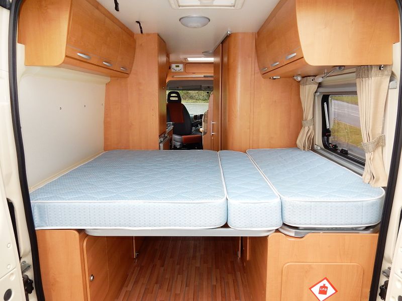 2009 Trigano Tribute 669 image 8