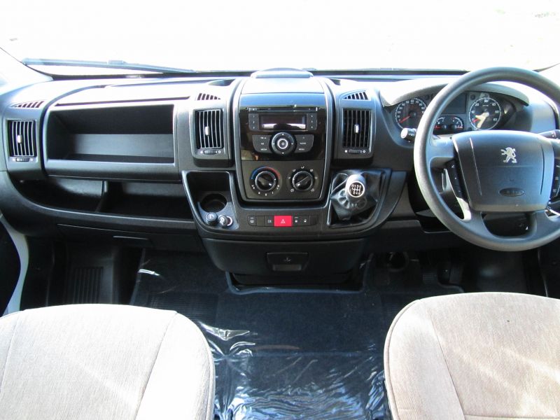 2013 Elddis Autoquest 155 image 3