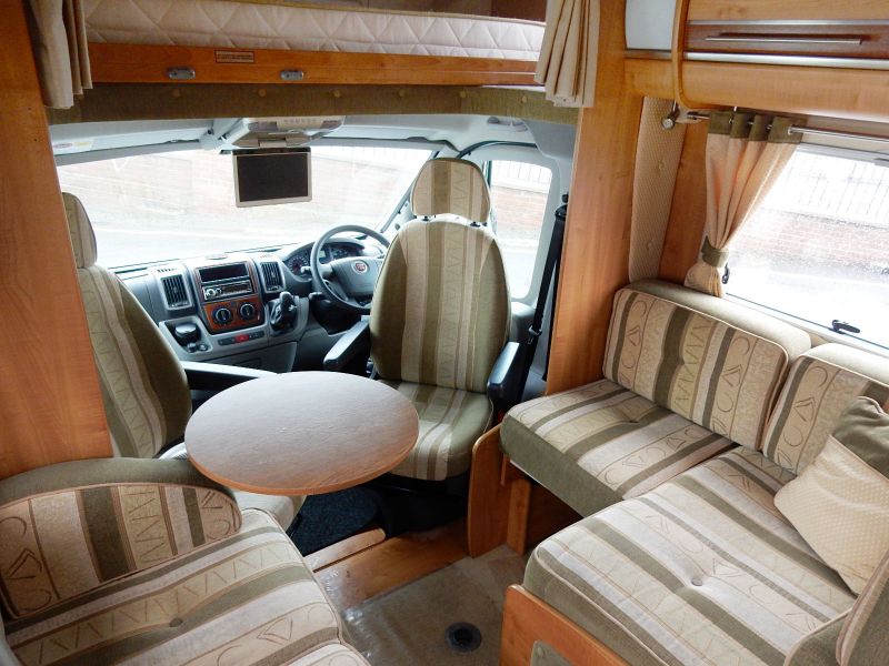 2008 Auto-Trail Cheyenne 740 S (Hi Line) image 5