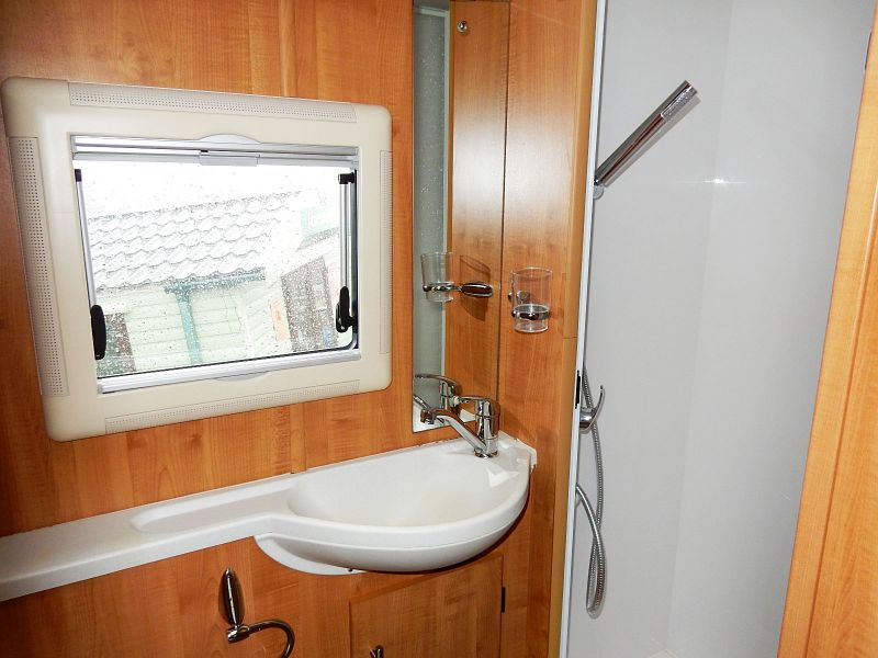 2008 Auto-Trail Cheyenne 740 S (Hi Line) image 10