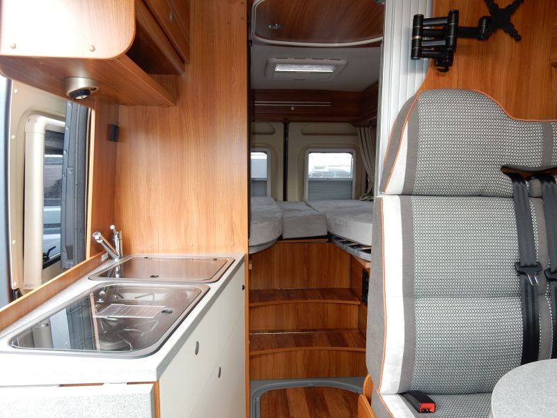 2012 Globecar Campscout image 6