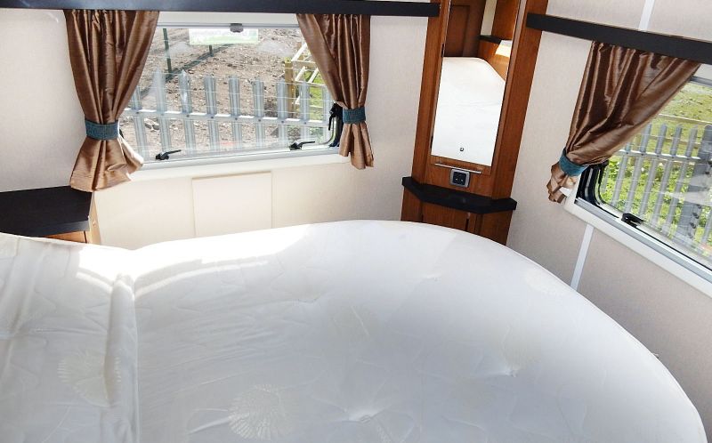 2013 Auto-Trail Tracker RB image 9