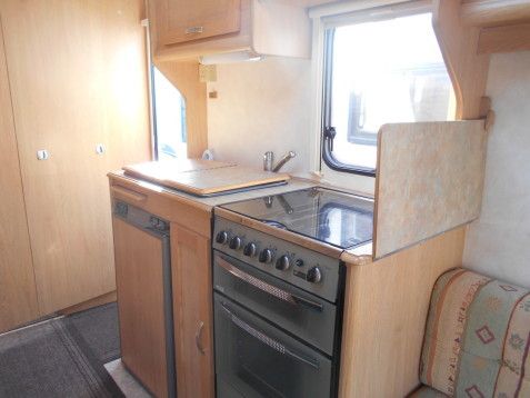 2001 Elddis Avante 505 image 4