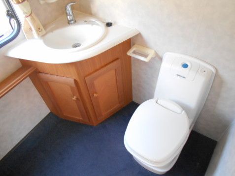 2001 Avondale Avocet image 6