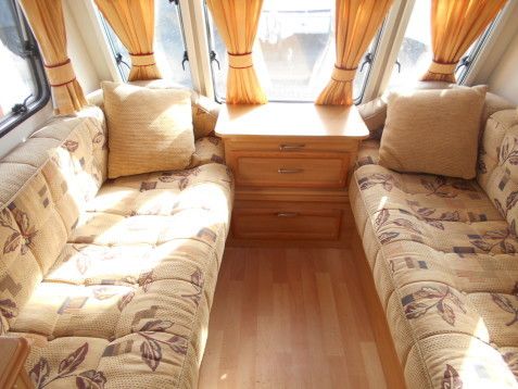 2006 Avondale Arrow 470-2 image 2