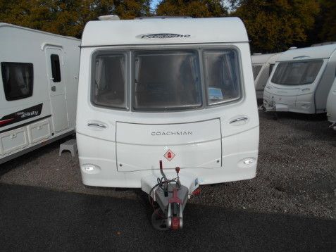 2008 Coachman Pastiche 470 image 1