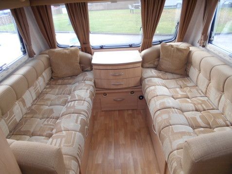 2008 Coachman Pastiche 470 image 6