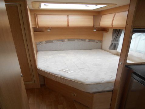 2010 Coachman Kimberley Amara 535 image 7