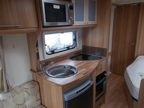 2013 Bailey Orion 430 image 4