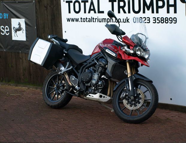 2014 Triumph Explorer image 2