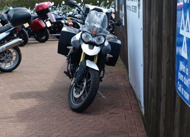 2013 Triumph Tiger image 3