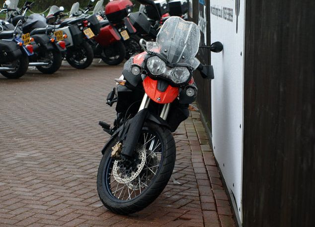 2013 Triumph Tiger image 3