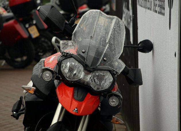 2013 Triumph Tiger image 4