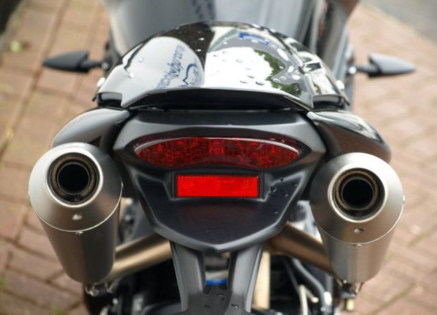 2012 Triumph Street Triple image 6
