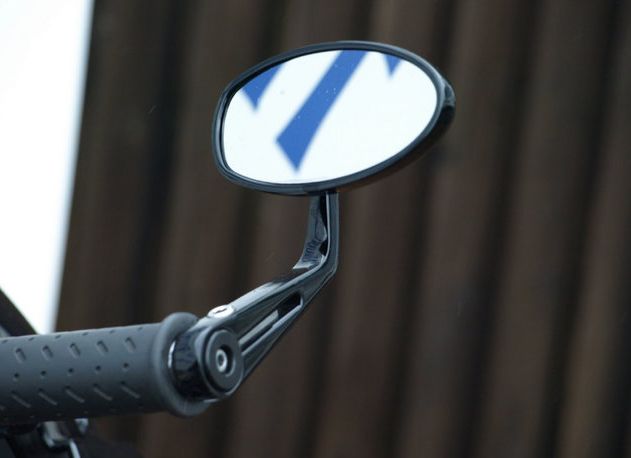 2012 Triumph Street Triple image 8