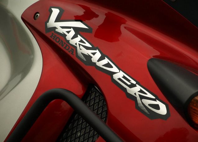 2002 Honda XL1000V Varadero image 5