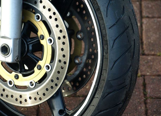 2001 Yamaha R6 image 5