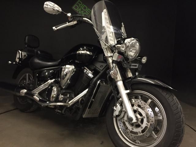 2009 Yamaha XVS 1300A Midnight Star image 6