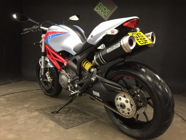 2011 Ducati Monster M796 image 4