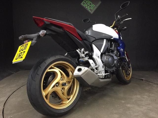 2011 HONDA CB 1000R EXTREME image 5