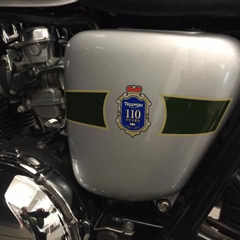 2012 Triumph Bonneville T100 image 9