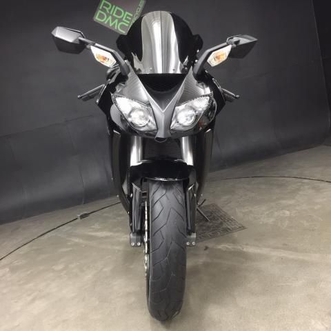 2010 Kawasaki ZX 10R image 3