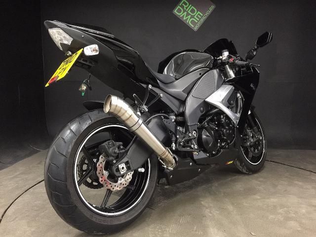 2010 Kawasaki ZX 10R image 6