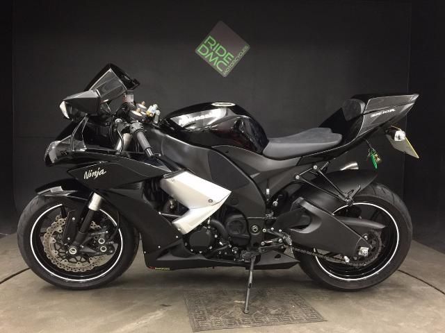 2010 Kawasaki ZX 10R image 9