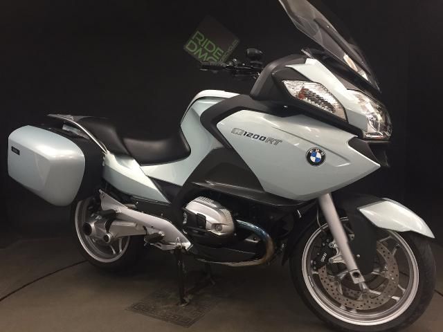 2010 BMW R1200RT SE image 3