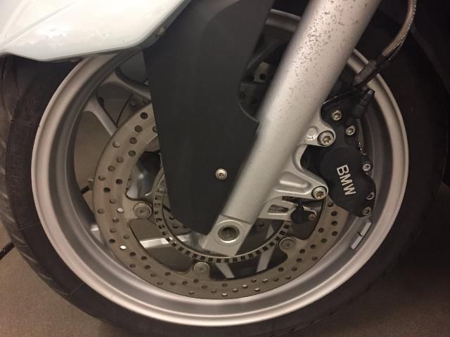 2010 BMW R1200RT SE image 7