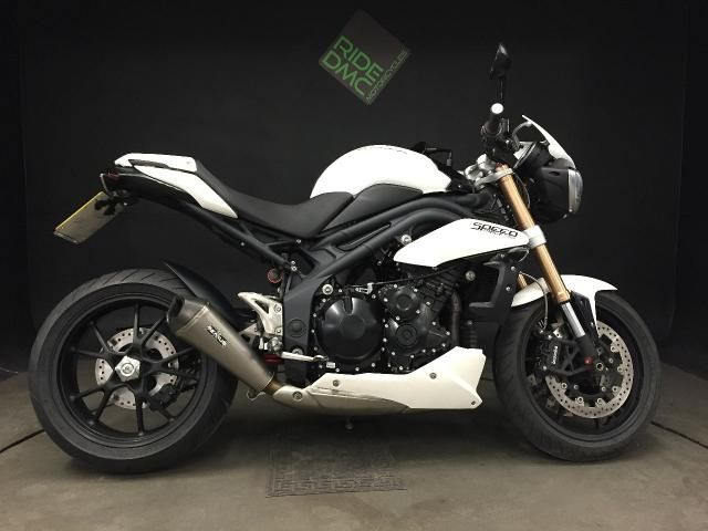 2013 Triumph Speed Triple 1050 image 1