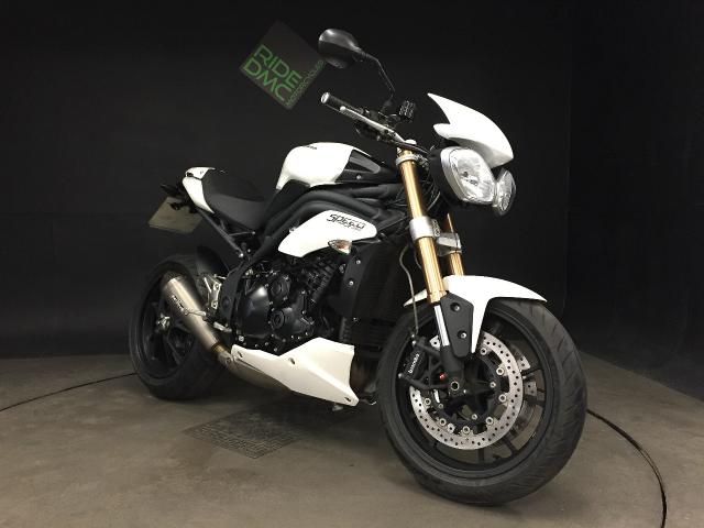 2013 Triumph Speed Triple 1050 image 7