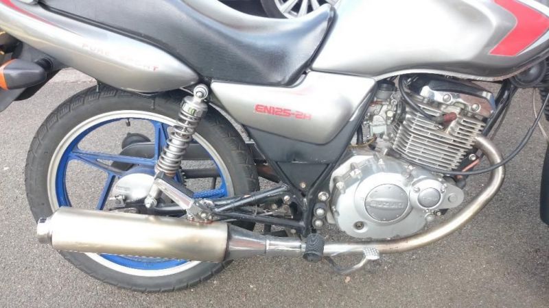 2005 Suzuki EN125-2A image 3