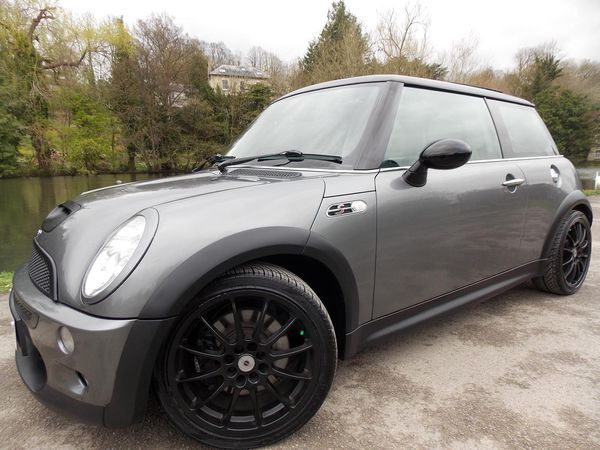 2002 MINI Hatchback 1.6 Cooper S image 2