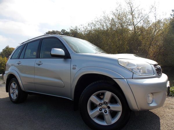 2004 Toyota Rav 4 2.0 D-4D XT3 5dr image 1