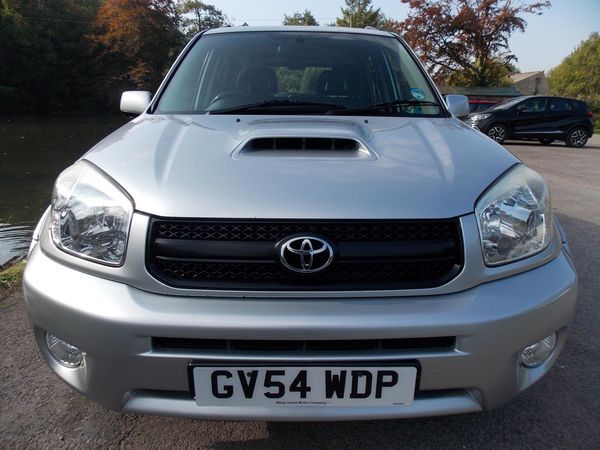 2004 Toyota Rav 4 2.0 D-4D XT3 5dr image 4