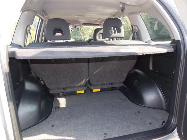 2004 Toyota Rav 4 2.0 D-4D XT3 5dr image 6