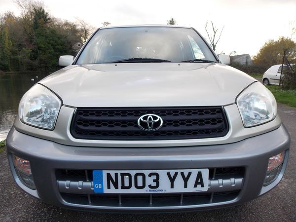 2003 Toyota Rav 4 2.0 GX 5 image 4