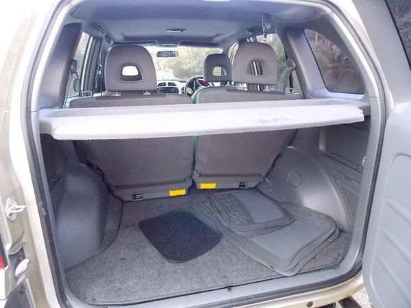 2003 Toyota Rav 4 2.0 GX 5 image 6