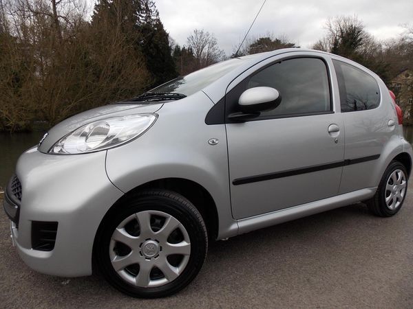 2011 Peugeot 107 1.0 Urban 5 image 2