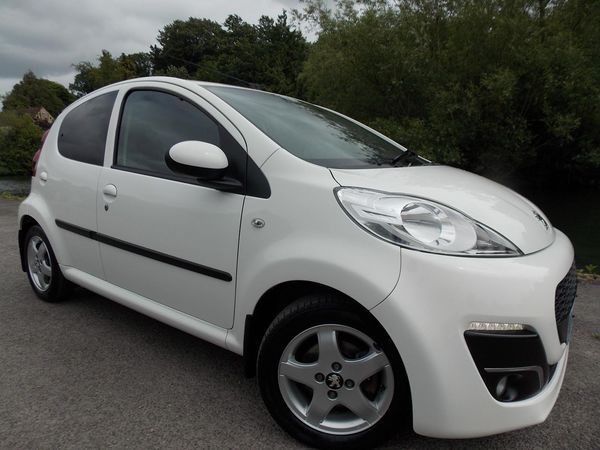 2014 Peugeot 107 Allure image 1