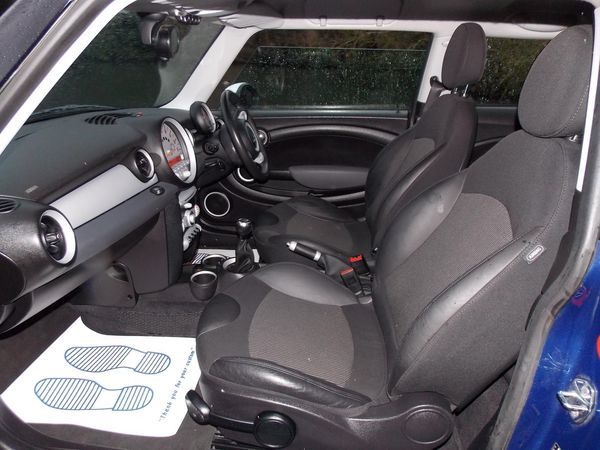 2008 MINI Hatchback 1.6 Cooper image 7