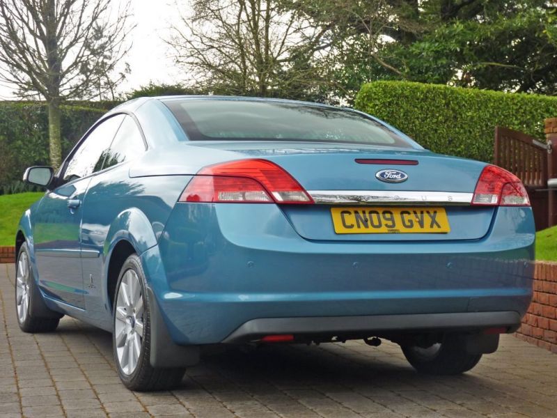 2009 Ford Focus CC 3 image 4