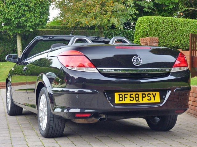 2008 Vauxhall Astra Twin Top Sport image 4