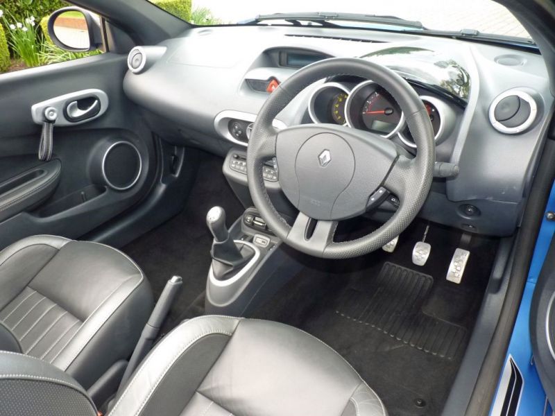 2011 Renault Wind Roadster Dynamique S VVT image 6
