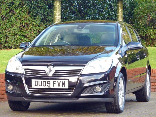 2009 Vauxhall Astra Elite 16V image 1