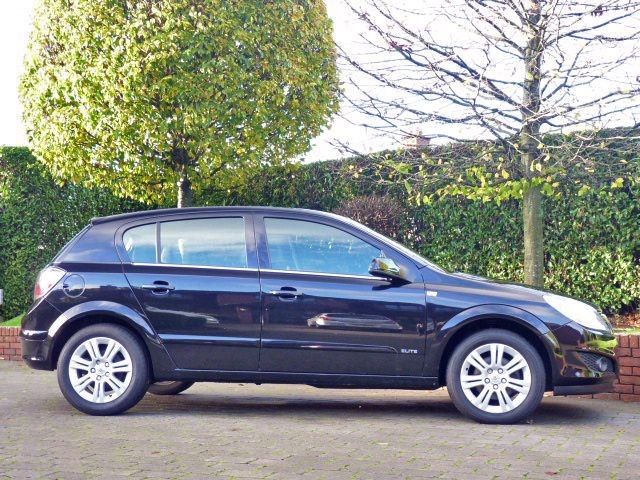2009 Vauxhall Astra Elite 16V image 4