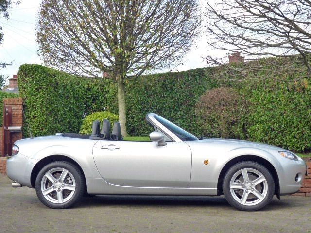2008 Mazda MX-5 2.0 image 5