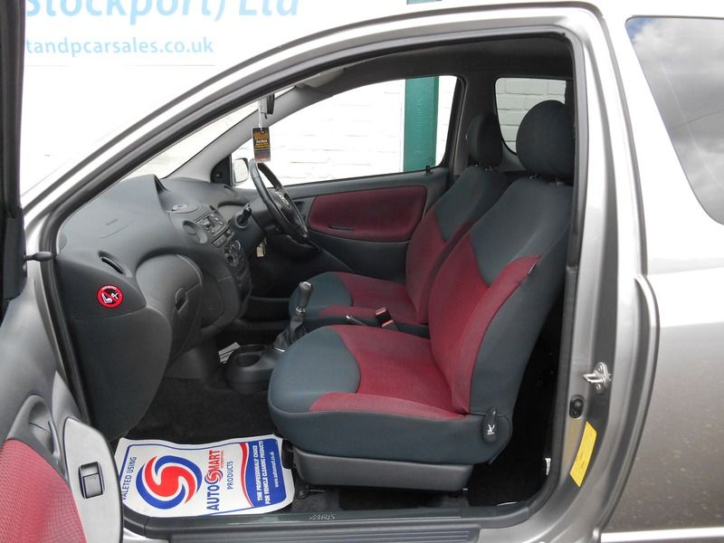 2005 Toyota Yaris 1.3 VVT-I image 7