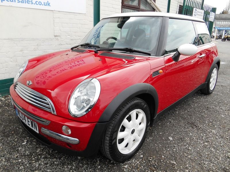 2004 MINI Cooper 1.6I 16V image 3